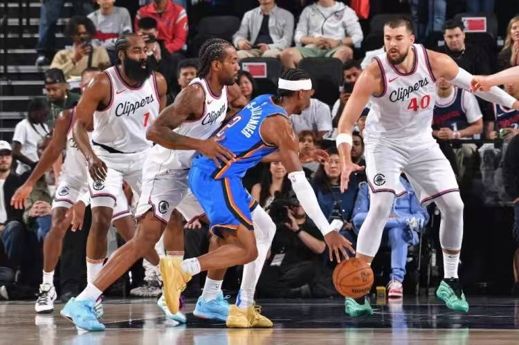 NBA排名更新:湖人4连胜冲第二,火箭升至第五,勇士快船要掉队