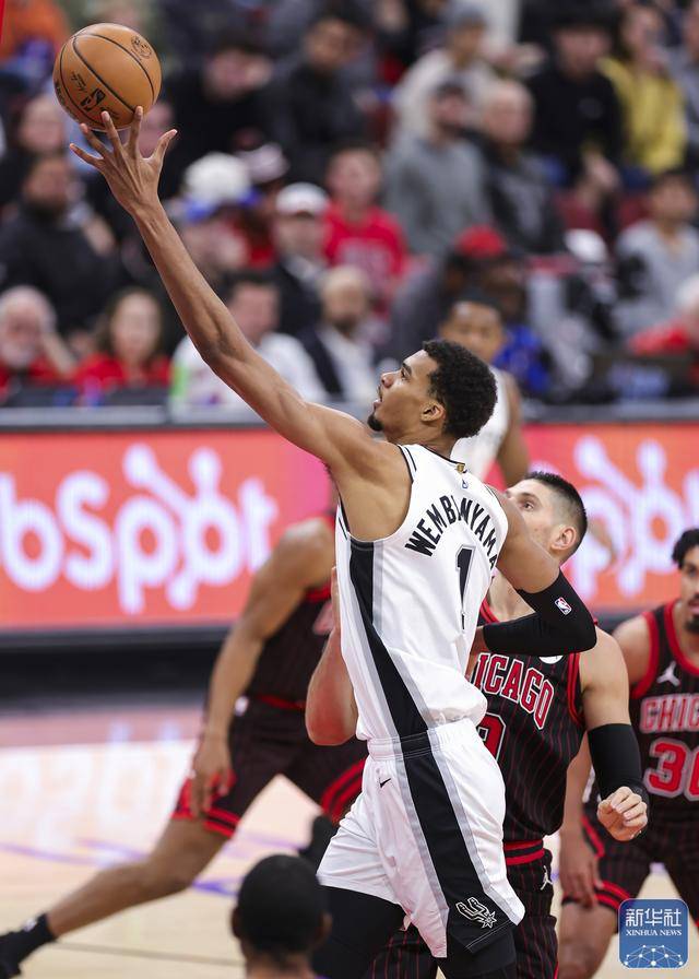 NBA常规赛丨马刺胜公牛