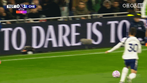 英超(chāo)：热刺對(duì)切尔西一(yī)役，VAR判罸(fá)再引(yǐn)巨大(dà)争議(yì)