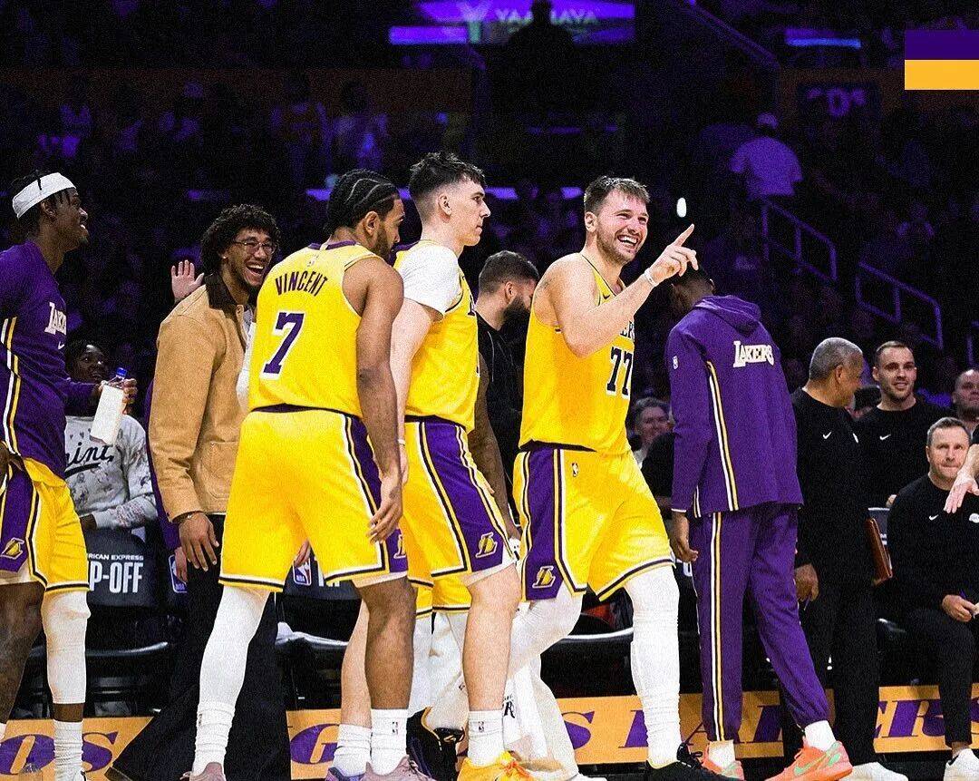 新闻越短湖人越惨！场均46分的东契奇也打不了了！湖人要完了？