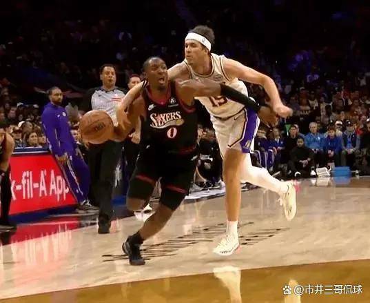 NBA常规赛爆冷？湖人112-108险胜76人，詹皇29分硬扛东契奇大三元！3个关键词看懂湖人咋赢的
